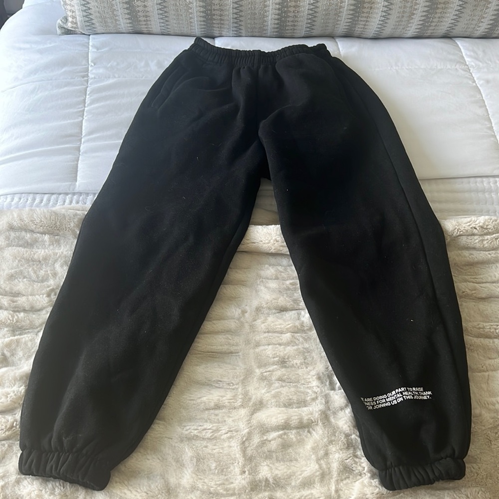 Plush black The Happy Camp3r Sweatpants